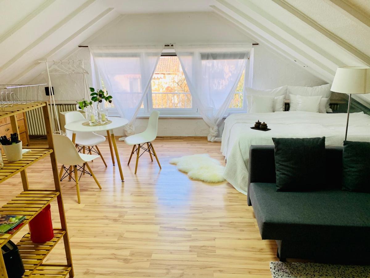 Studio Apartment In Direkter Naehe Zur Uniklinik Homburg Hombourg Extérieur photo