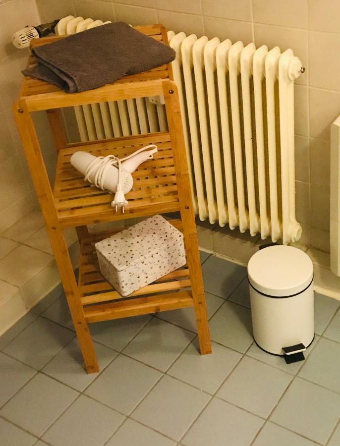 Studio Apartment In Direkter Naehe Zur Uniklinik Homburg Hombourg Extérieur photo